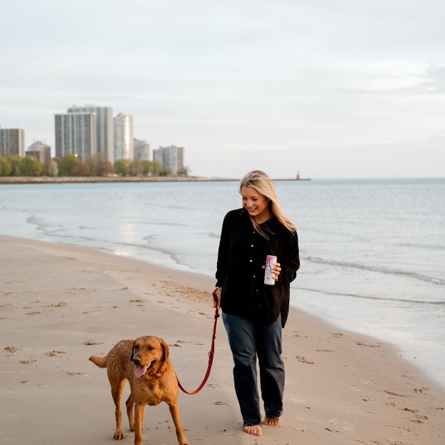 Skip the jitters, not the walk 🐾 With 80mg of natural caffeine, you’ll have just the right boost to keep up with your dog! Leave the zoomies to them 🤪

#aspirehealthyenergy #energydrinks #healthyenergydrink #energynotanxiety
